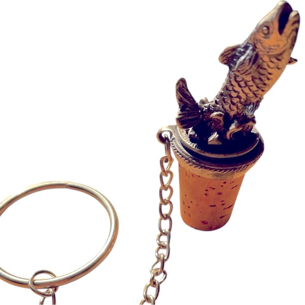 Ganz vintage wine bottle cork stopper,with chain and ring, detailed pewter fish